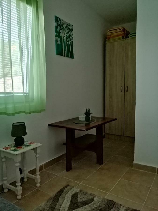 Apartman Nikocevic Dobrá Voda Exterior foto